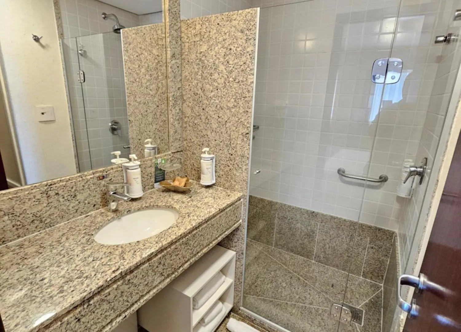 Flat Comfort Suites Brasilia By Rei Dos Flats